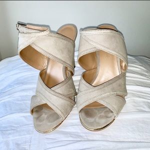 Banana Republic | Suede Heels in Gray/Taupe